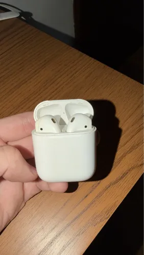 AirPods