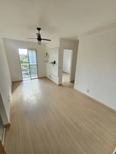 Alugo excelente apartamento de 2 quartos com suíte no Condomínio Norte Parque Residencial