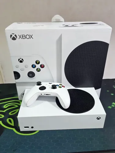 XBOX SERIES S 512GB SSD + 50 JOGOS