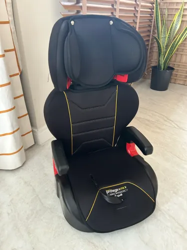 Cadeira para Auto Protege Fix Preta Burigotto