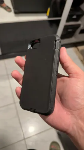 Capa armadura iPhone 8 e iPhone SE