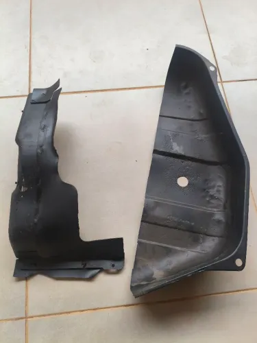 Peças Originais Fiat 147 - Protetor de tanque e protetor de correia - latinhas- R$ 160