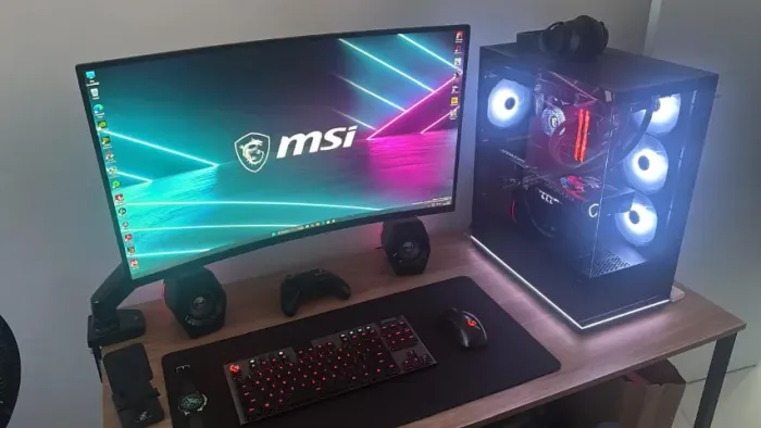 Monitor Gamer Curvo MSI 31.5", 170Hz, WQHD, 1ms