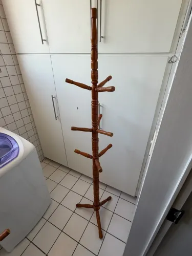 Cabide Cabideiro Arara de Roupa (40 reais a unidade, 3 disponiveis)