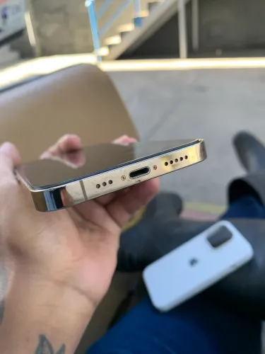 IPHONE 13 pro GOLD