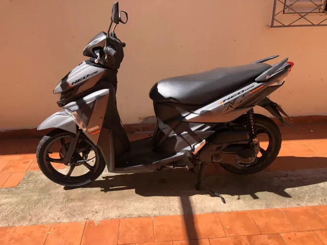 Vendo scooter Yamaha Neo 125