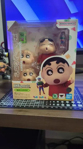 TAMASHII NATIONS S.H.Figuarts Crayon Shin-chan Shinnosuke Nohara Figura de ação