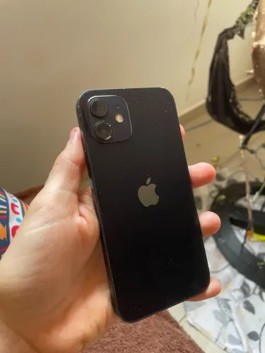 iPhone 12