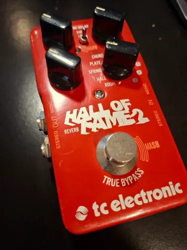 Pedal TC Electronic Hall of Fame 2 Reverb Stereo na caixa