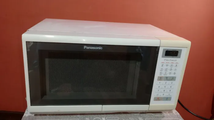 Micro-ondas semi novo 30 litros