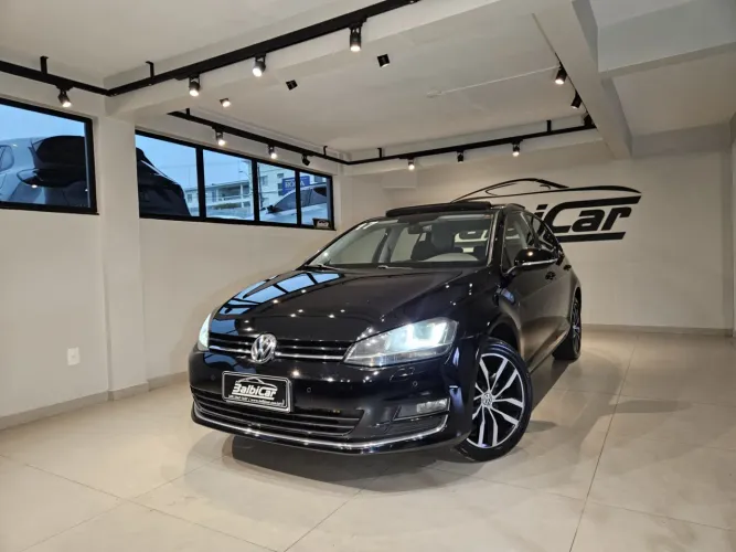 Volkswagen Golf Highline 1.4 TSI Total Flex Aut. 2017