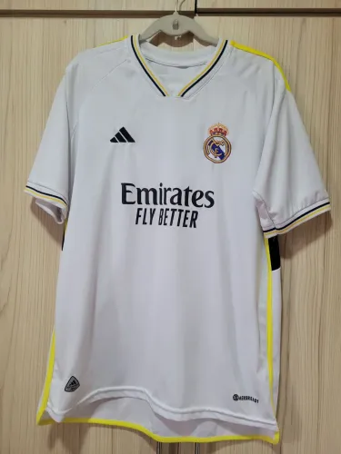 Camisa esportiva GG