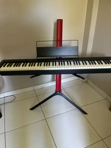 PIANO CASIO Completo, estante, suporte, pedal!