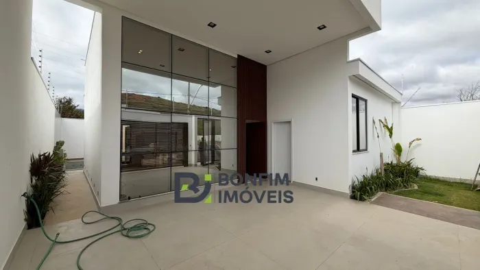 CASA 100% PLANA LOTE INTEIRO