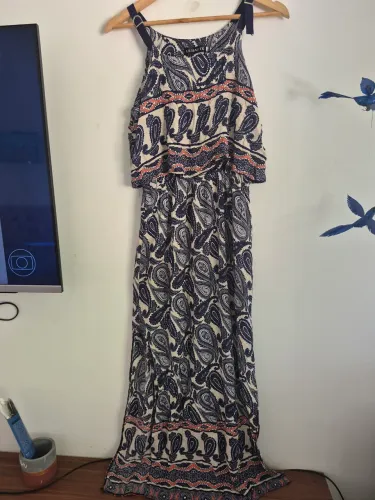 Vestido longo estampado tamanho P