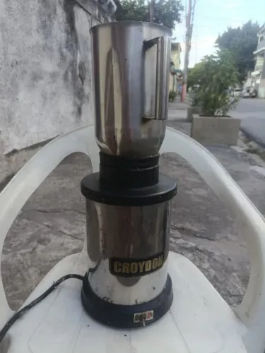 Liquidificador Industrial Croydon