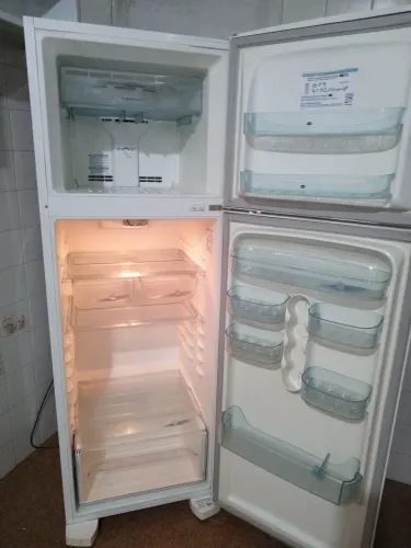Geladeira Electrolux Frost Free DF36