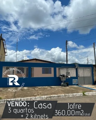 Vendo Casa com 3 Quartos e 2 kitnets no Jofre, Luziania/GO.
