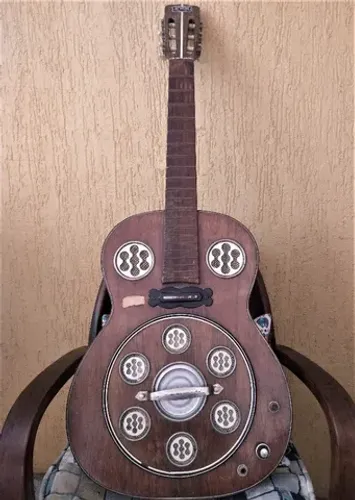 Violão Del Vecchio Dinâmico anos 60, raridade!!!! Para restauração.
