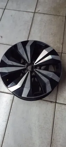 Roda T Cross