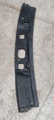 acabamento da caçamba fiat toro 
