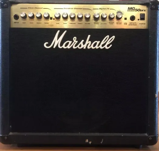 Amplificador Marshall MG50DFX 50W