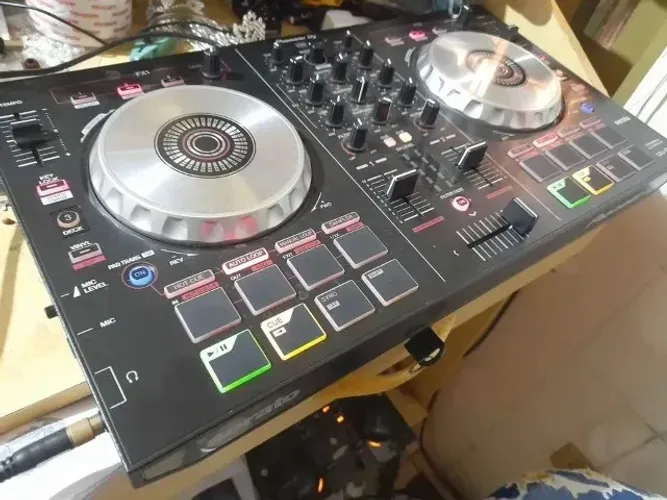 Controladora Pioneer Dj sB2