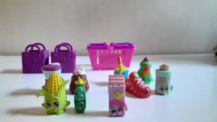 Bonecos Shopkins 