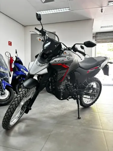 Lander 250 - MELHOR PREÇO À VISTA - PRONTA ENTREGA / ACEITAMOS QUALQUER MOTO NA TROCA