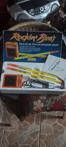 Raro Rockin Beat na caiax com manual ( Funcionando), conforme foto