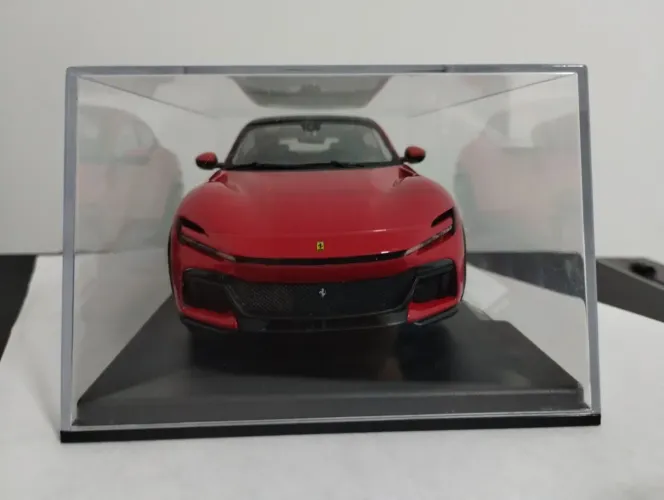 Miniatura Ferrari 1/25 - 1/24  burago