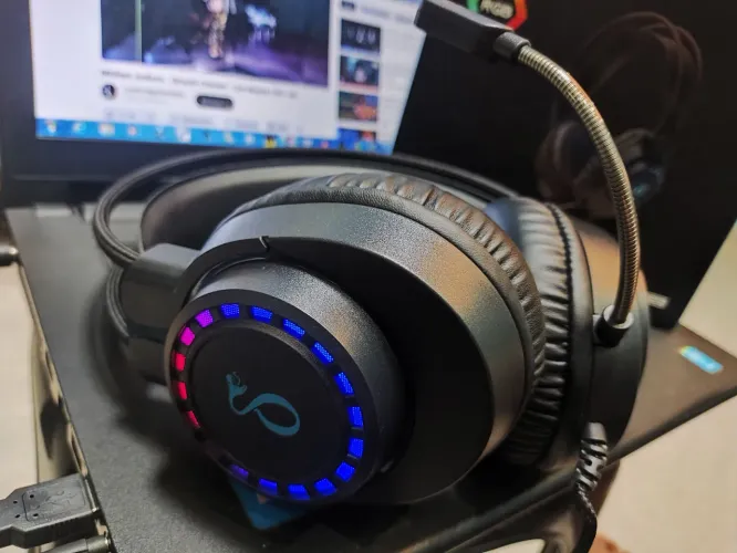 Headset Gamer com Microfone - RGB - Delta F5232