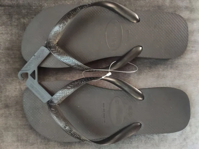 Chinelo Havaianas Preto Novo