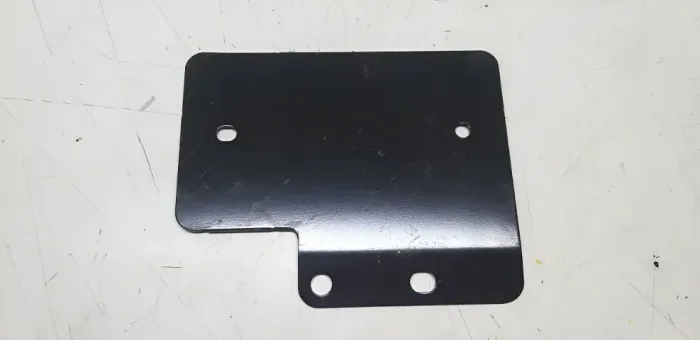 Placa Suporte Fixação Bateria Nissan Versa 1.6 2016 /2017 - Preto (Usado)
