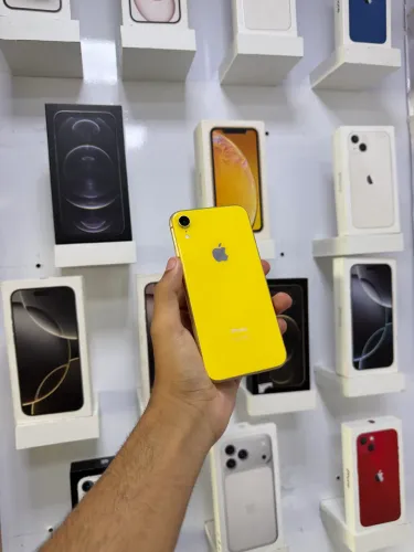 IPHONE XR 64 GB AMARELO