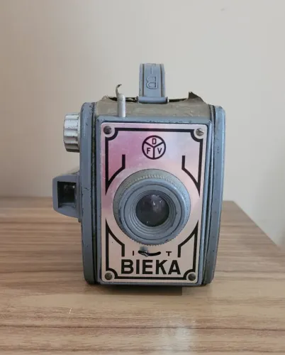 Câmera Fotográfica Analógico modelo BIeka DFV 