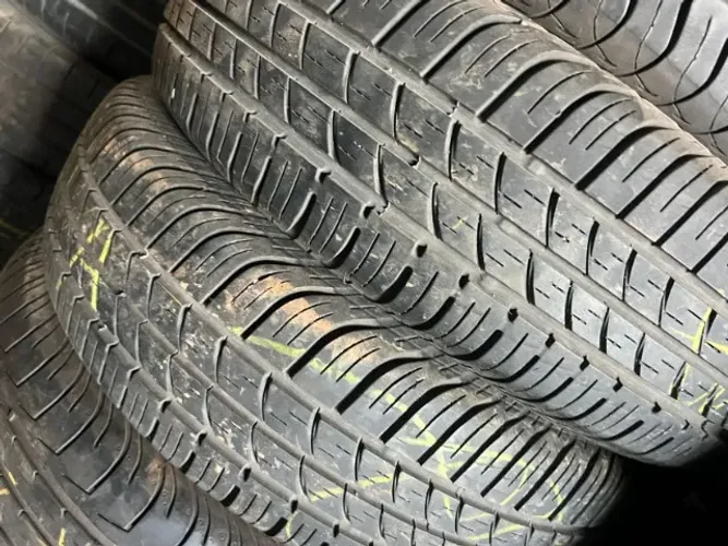 Pneu 175/65/15 Pir p4 85 % vida útil