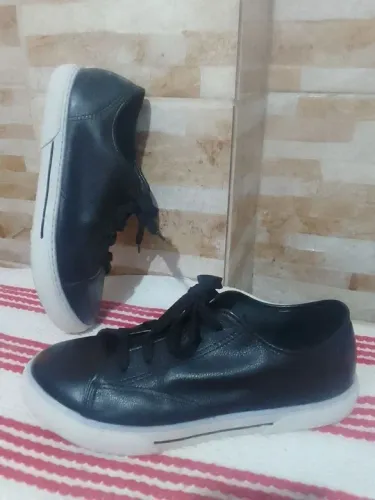 Tênis casual, original! Tamanho 36. Bem conservado!
