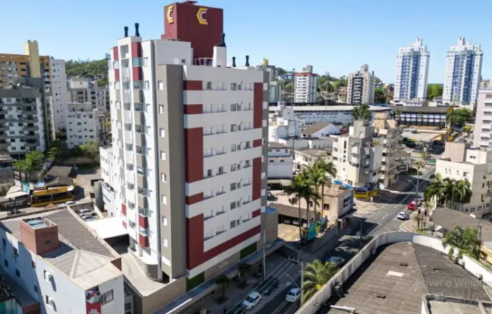 Apto NOVO 2 dorm SOL DA MANHÃ andar ALTO Centro ao lado terminal em Criciúma ACEITA carro