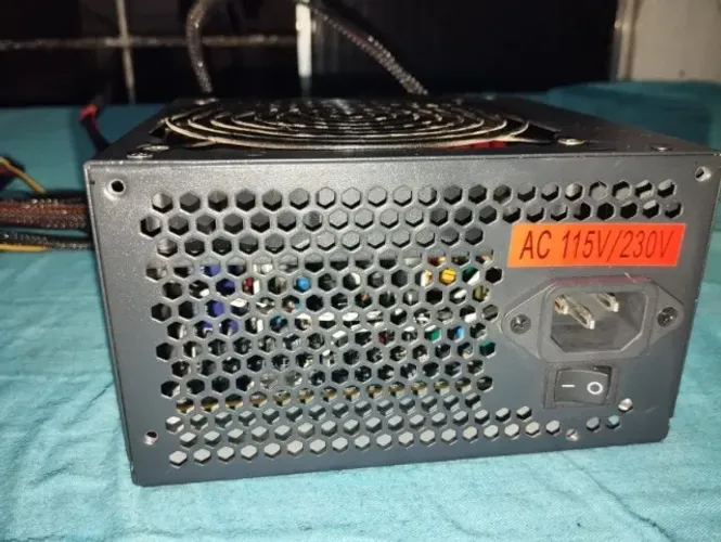 Fonte gamer BrX 550W