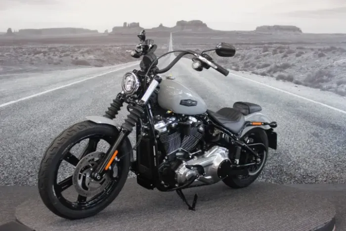 HARLEY DAVIDSON STREET BOB 2025