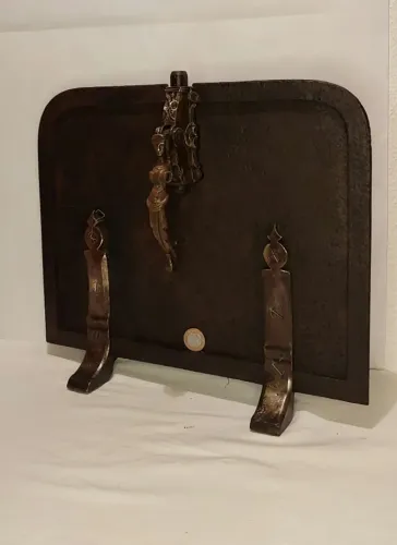 PORTA RARÍSSIMA. Ferro e Bronze.