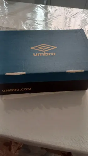 Chuteira futsal usado tamanho 40 azul marinho