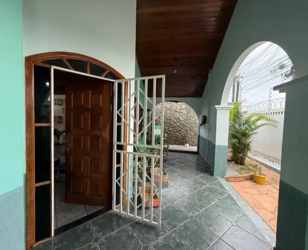 Casa a venda em Taguatinga Sul