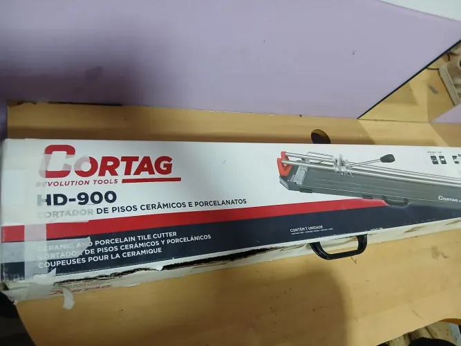 Vendo riscador de porcelanato de 90