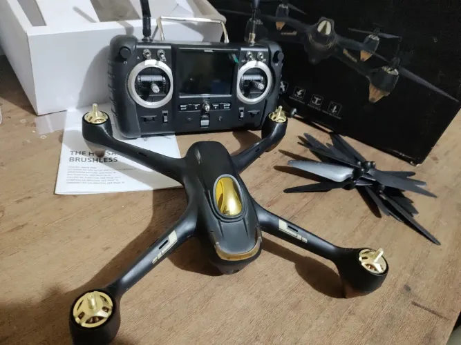 Drone novo Hubsam FPV, controle com tela, GPS, e camera