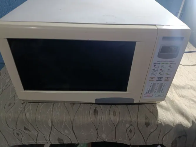 Microondas Brastemp 20 litros (usado funcionando aquecedor ok)