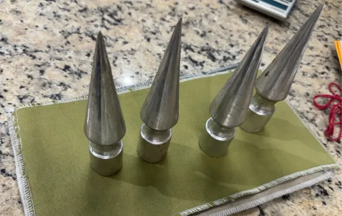 Ponteiras de alumínio para grades 