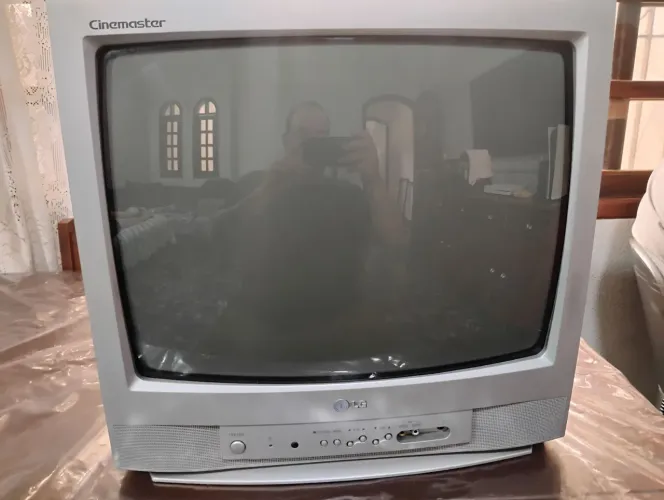 TV LG CINEMASTER 21 POLEGADAS