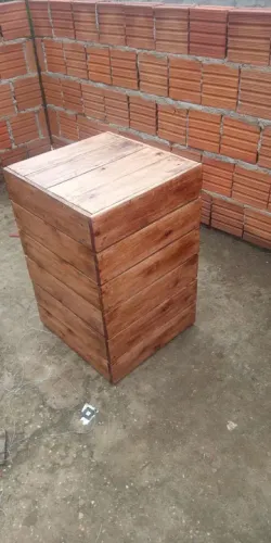 Porta botijão de paletes